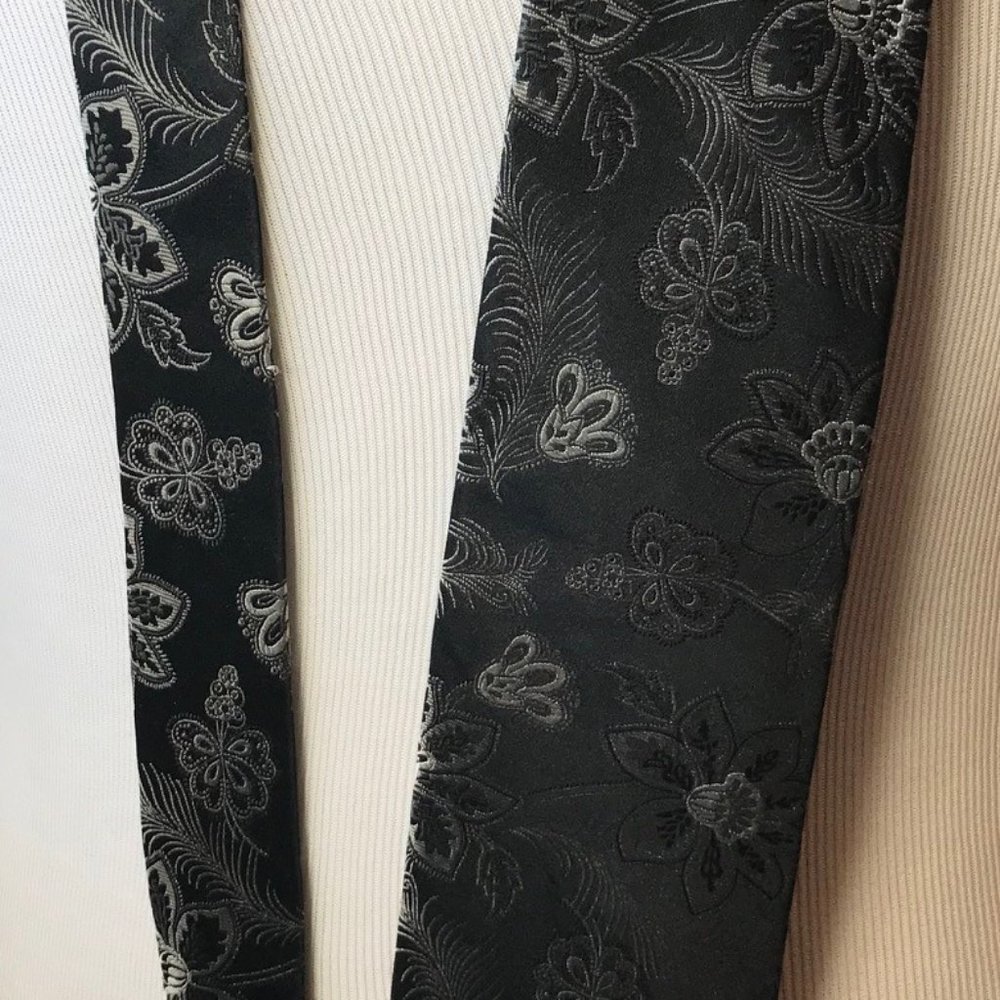 Peirre Cardin Men's Tie